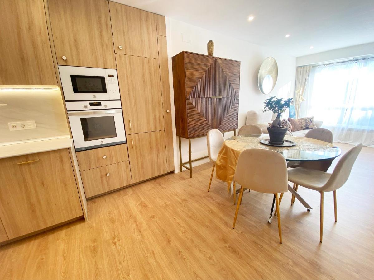 Miramar Luxurious Flat, 3 Double Rooms, Free Parking, Terrace, Completely New 圣塞瓦斯蒂安 外观 照片