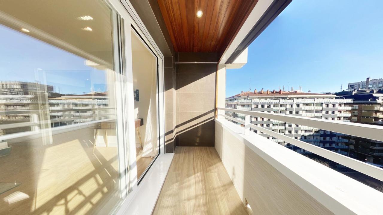 Miramar Luxurious Flat, 3 Double Rooms, Free Parking, Terrace, Completely New 圣塞瓦斯蒂安 外观 照片