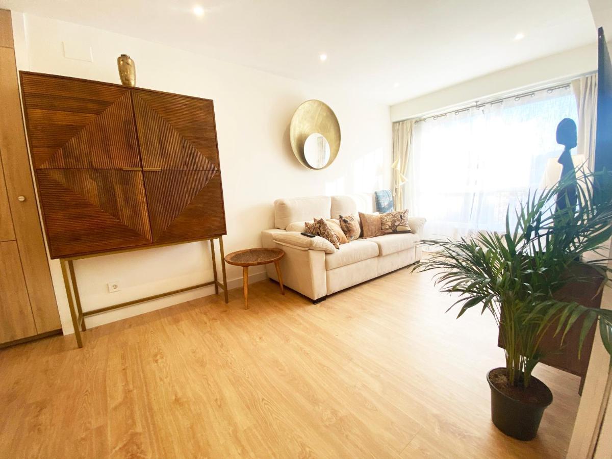 Miramar Luxurious Flat, 3 Double Rooms, Free Parking, Terrace, Completely New 圣塞瓦斯蒂安 外观 照片