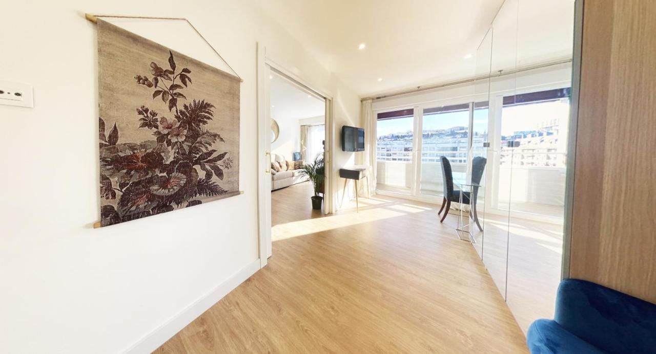 Miramar Luxurious Flat, 3 Double Rooms, Free Parking, Terrace, Completely New 圣塞瓦斯蒂安 外观 照片