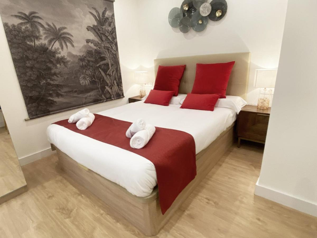 Miramar Luxurious Flat, 3 Double Rooms, Free Parking, Terrace, Completely New 圣塞瓦斯蒂安 外观 照片